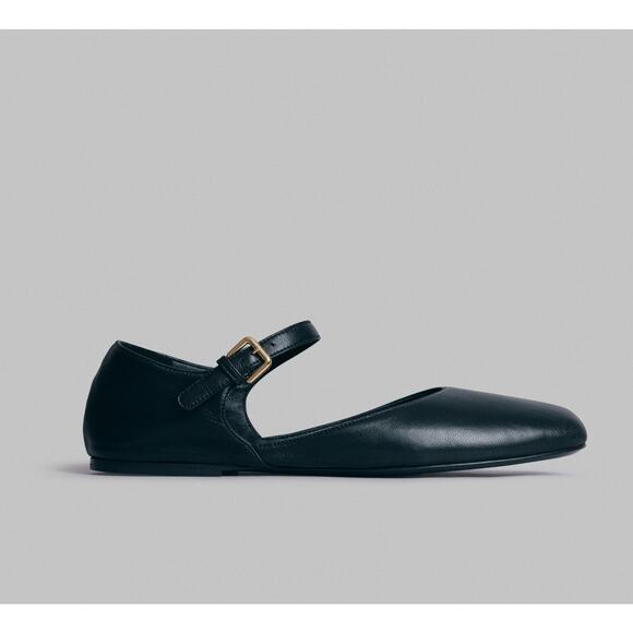 Co. Round Toe D'Orsay Flat in Black size 39.5 - Picture 1 of 14